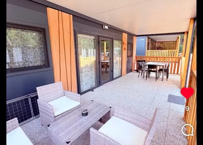 Nyaraló Laura10 Milan9 Pakoštane