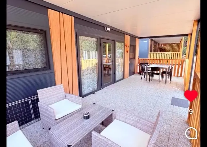 Laura10 Milan9 Nyaraló Pakoštane